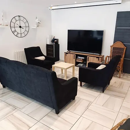 8 Personnes Saint-gilles Βίλα *